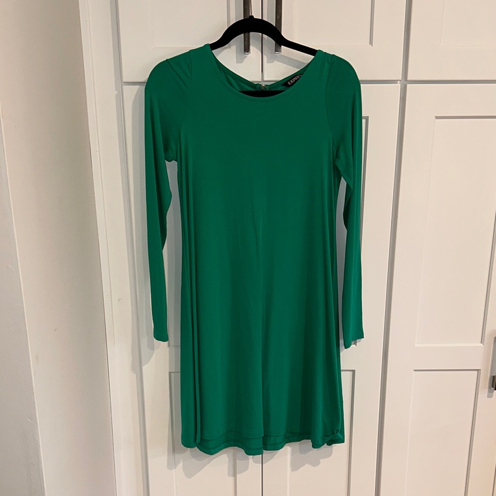 EXPRESS Green Long Sleeve Dress